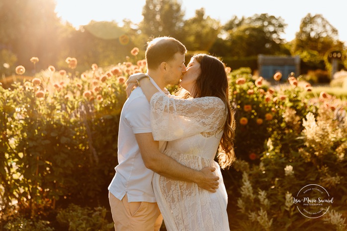 Photographe de maternité à Montréal. Séance photo maternité à Montréal. Montreal maternity photographer. Montreal maternity photoshoot.
