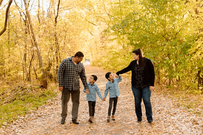 Photographe de famille à Montréal. Photographe familiale à Montréal. Montreal family photographer. Montreal lifestyle photographer.