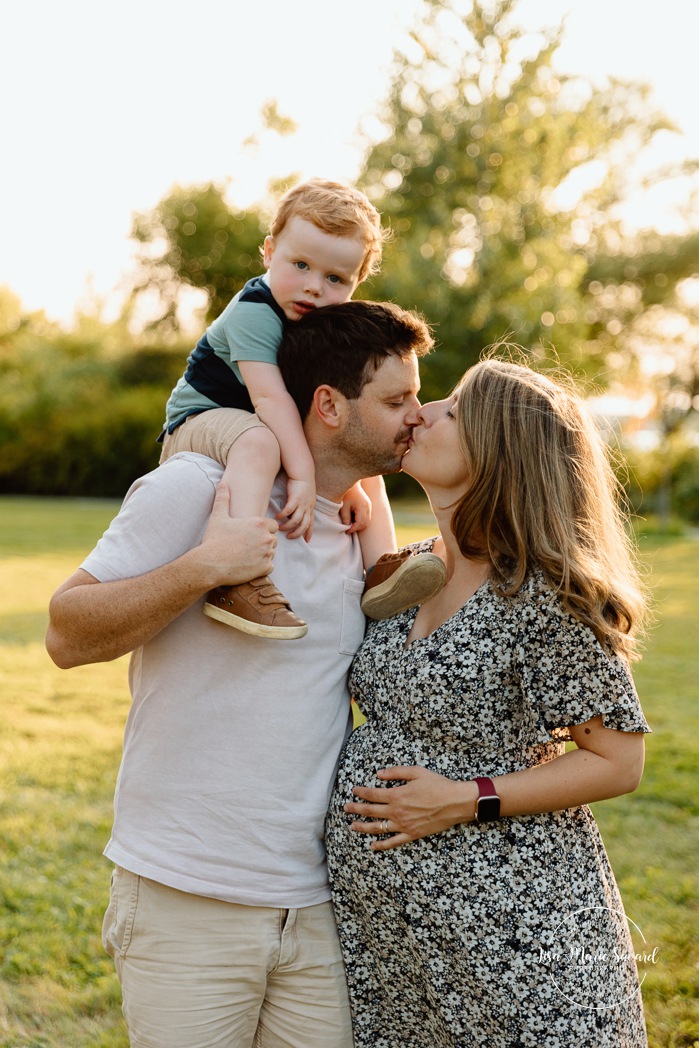 Photographe de famille à Montréal. Photographe familiale à Montréal. Montreal family photographer. Montreal lifestyle photographer.