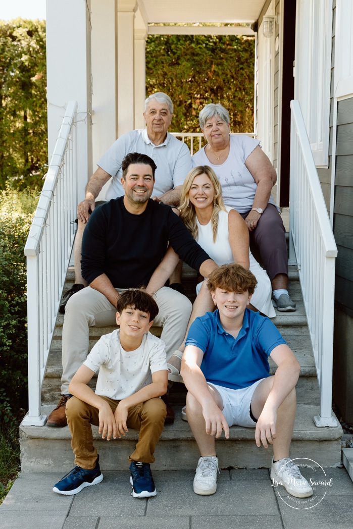 Photographe de famille à Montréal. Photographe familiale à Montréal. Montreal family photographer. Montreal lifestyle photographer.