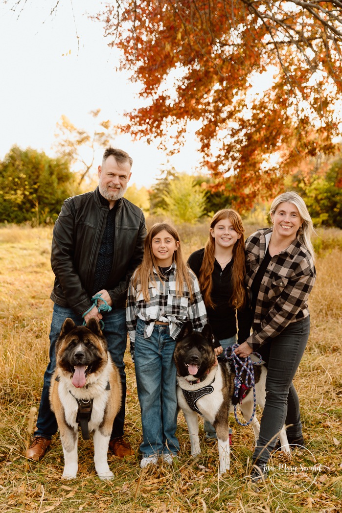 Photographe de famille à Montréal. Photographe familiale à Montréal. Montreal family photographer. Montreal lifestyle photographer.