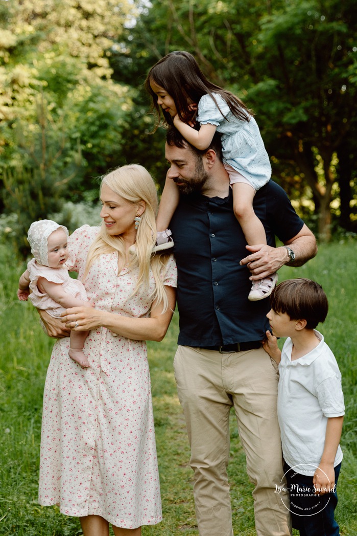 Photographe de famille à Montréal. Photographe familiale à Montréal. Montreal family photographer. Montreal lifestyle photographer.