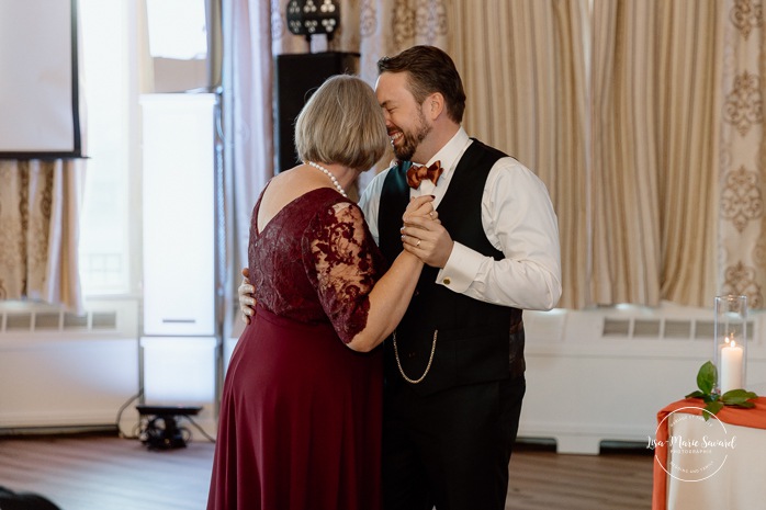 Multicultural wedding reception. Mixed wedding reception. Mariage au Manoir du lac Delage. Photographe de mariage Ville de Québec. Quebec City wedding photographer. Manoir du lac Delage wedding.
