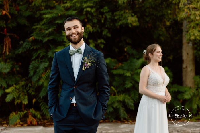 Street wedding photos. Mariage à Le Pont Couvert de La Conception. Photographe mariage Laurentides. Le Pont Couvert wedding. Tremblant wedding photographer.