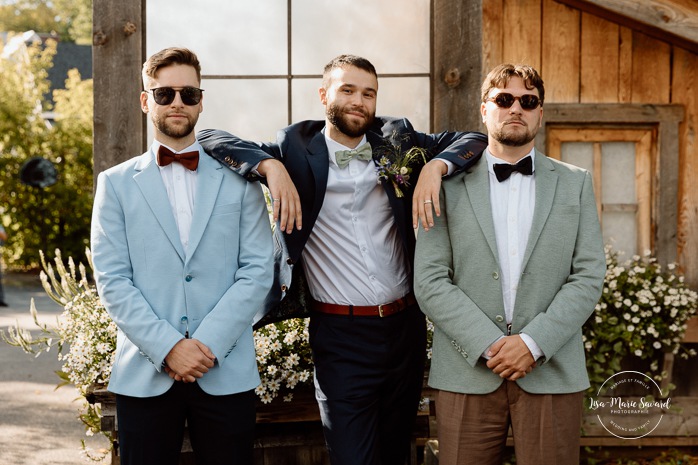 Photos de famille de mariage. Mariage à Le Pont Couvert de La Conception. Photographe mariage Laurentides. Le Pont Couvert wedding. Tremblant wedding photographer.