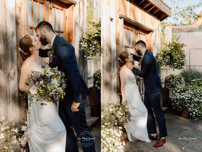Romantic wedding photos. Mariage à Le Pont Couvert de La Conception. Photographe mariage Laurentides. Le Pont Couvert wedding. Tremblant wedding photographer.