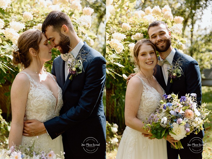 Backyard wedding first look. Mariage à Le Pont Couvert de La Conception. Photographe mariage Laurentides. Le Pont Couvert wedding. Tremblant wedding photographer.
