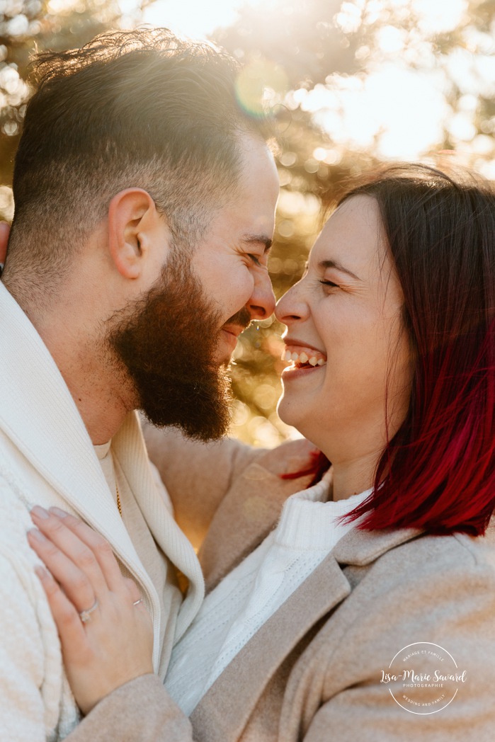 Outdoor Christmas mini sessions. Tree farm family photos. Christmas family photos. Mini séances des Fêtes 2025. Mini séances de Noël à Montréal. Montreal Christmas mini sessions. Montreal Holiday mini sessions.