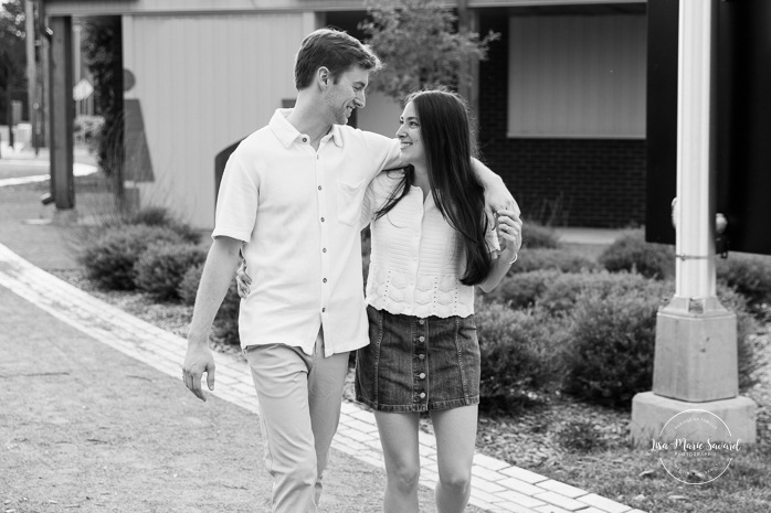 Urban engagement photos. Natural engagement photos. Séance fiançailles sur la Rive-Nord. Photographe de couple à Montréal. North Shore engagement session. Montreal engagement photographer.
