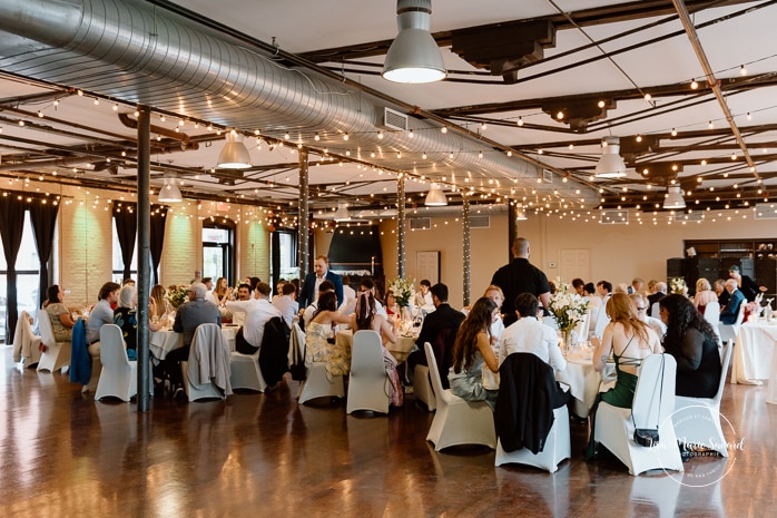 Industrial wedding reception. Factory wedding reception. Mariage à l'Espace Canal à Montréal. Photographe de mariage à Montréal. Espace Canal wedding. Montreal wedding photographer.