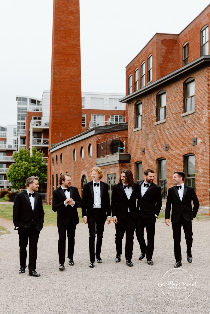 Groom flat lay. Groom getting ready with groomsmen at reception venue. Mariage à l'Espace Canal à Montréal. L'Ambroisie et Espace Canal. Photographe de mariage à Montréal. Espace Canal wedding. Montreal wedding photographer.
