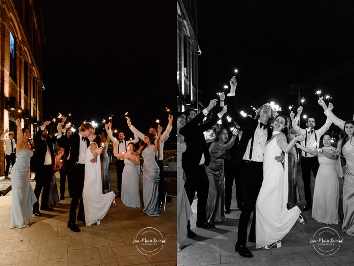 Sparkler wedding photos. Sparker send off photos. Mariage à l'Espace Canal à Montréal. Photos de mariage Canal Lachine. Photographe de mariage à Montréal. Espace Canal wedding. Montreal wedding photographer.