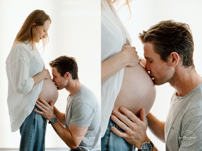 Lifestyle maternity photos. In-home maternity photos. Living room maternity photos. Séance photo lifestyle à Montréal. Photographe de maternité à domicile à Montréal. Montreal lifestyle photoshoot. Montreal in-home maternity photos.