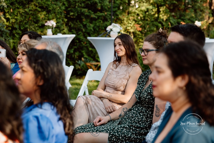 Intimate backyard wedding photos. Micro wedding photos. Mariage à Notre-Dame-de-Grâce. Mariage intime à Montréal. Photographe mariage Montréal. NDG backyard wedding. Montreal intime wedding. Montreal wedding photographer.