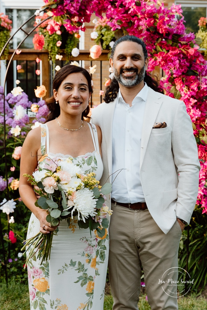 Intimate backyard wedding photos. Micro wedding photos. Mariage à Notre-Dame-de-Grâce. Mariage intime à Montréal. Photographe mariage Montréal. NDG backyard wedding. Montreal intime wedding. Montreal wedding photographer.
