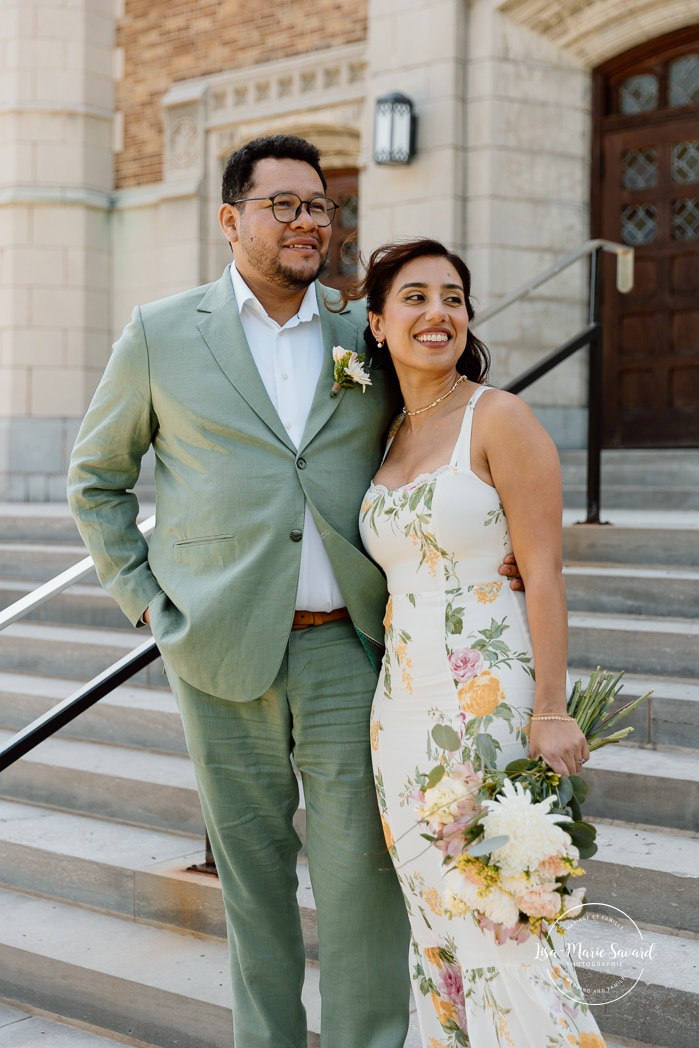 University campus wedding photos. Urban wedding photos. Campus Loyola Concordia. Mariage à Notre-Dame-de-Grâce. Mariage intime à Montréal. Photographe mariage Montréal. NDG backyard wedding. Montreal intime wedding. Montreal wedding photographer.