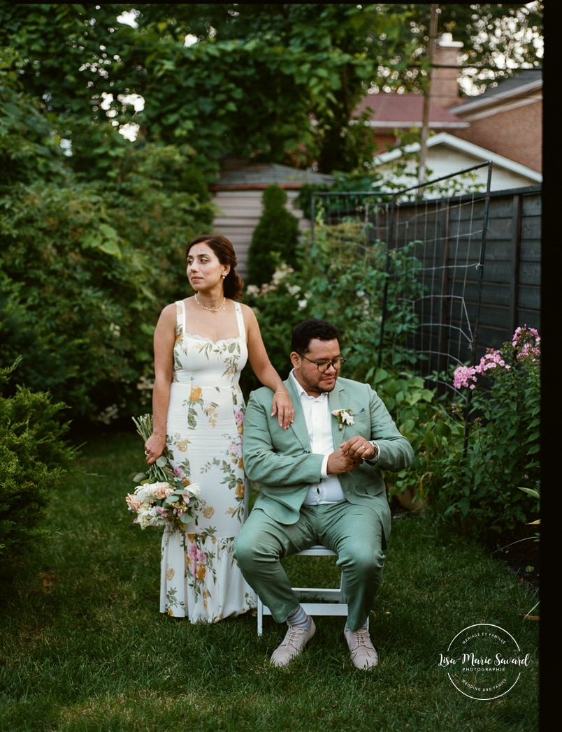 Intimate backyard wedding photos. Micro wedding photos. Mariage à Notre-Dame-de-Grâce. Mariage intime à Montréal. Photographe mariage Montréal. NDG backyard wedding. Montreal intime wedding. Montreal wedding photographer.
